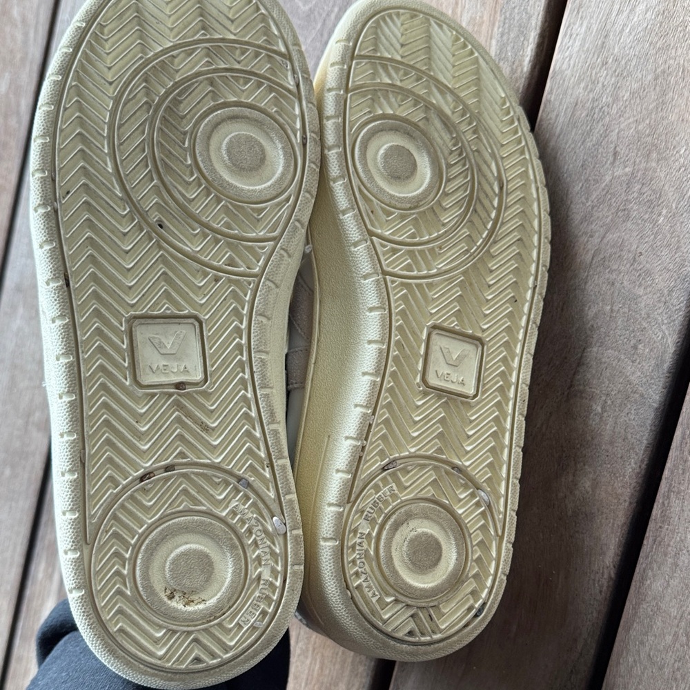 Veja V-90 size 9 - Picture 6 of 11